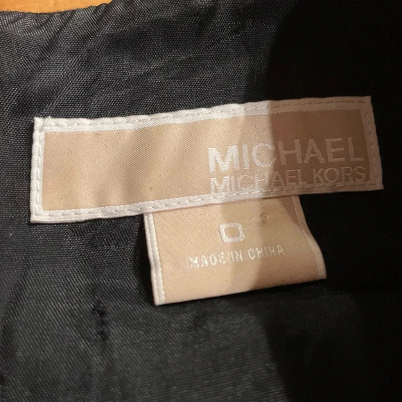 Michael Kors black dress size 0 sleeveless side ruffles feel like satin - Picture 6 of 6